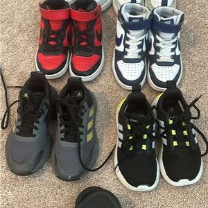 Nike Black and Yellow Sneakers Athletic Style